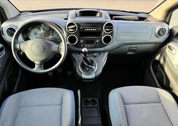 Citroen Berlingo cena 23800 przebieg: 250000, rok produkcji 2010 z Pobiedziska małe 191